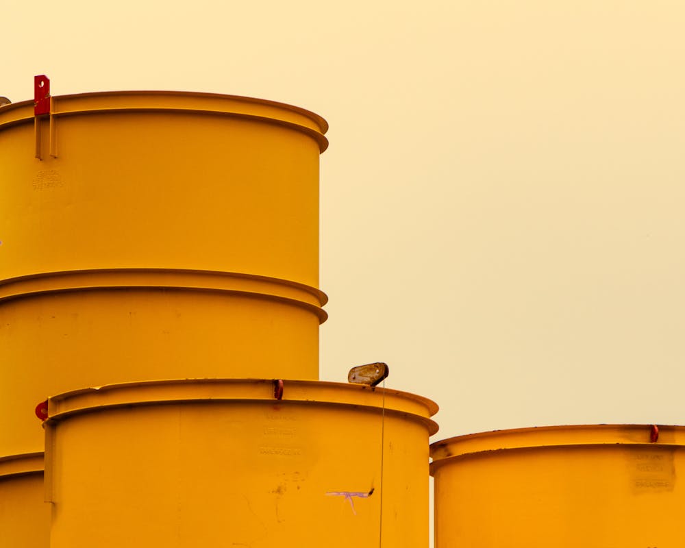 Read more about the article 2. El Plastik Varil Fiyatları Hakkında Bilinmeyenler